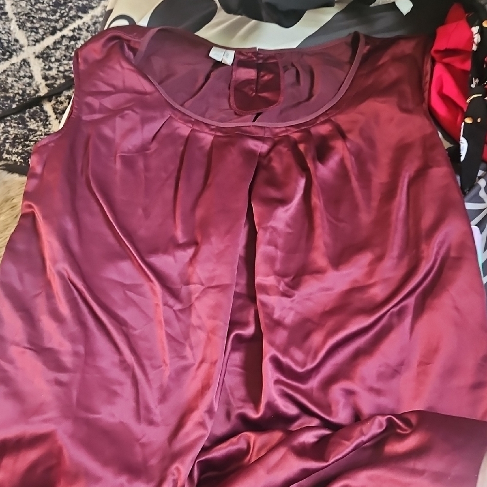 Old Navy Burgundy Sleeveless Blouse